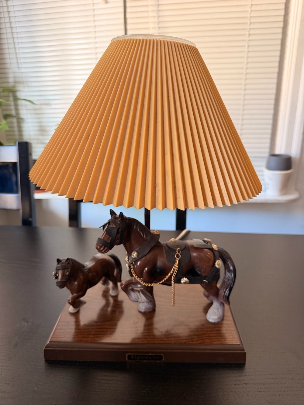 Vintage Brown Horse collector’s Table Lamp with Pleated Tan Shade